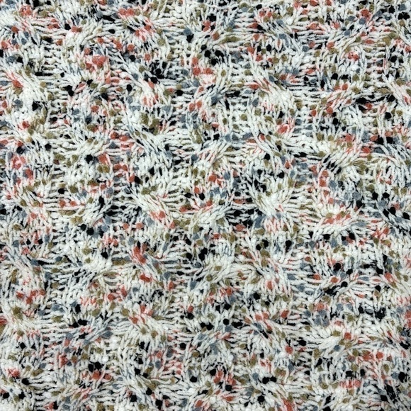 Moon and Madison pull over Sweater size Medium - Picture 3 of 10